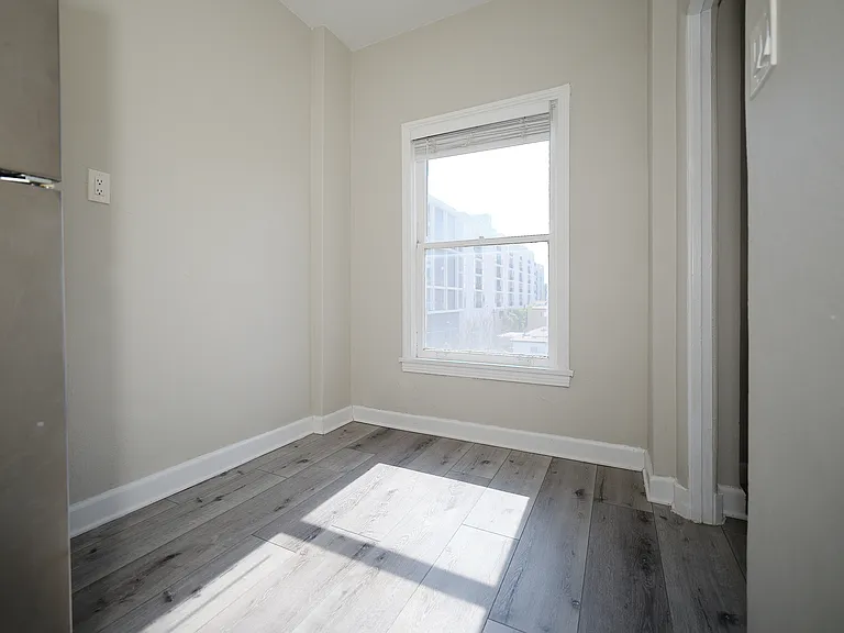 Carlton Lofts — Photo 33