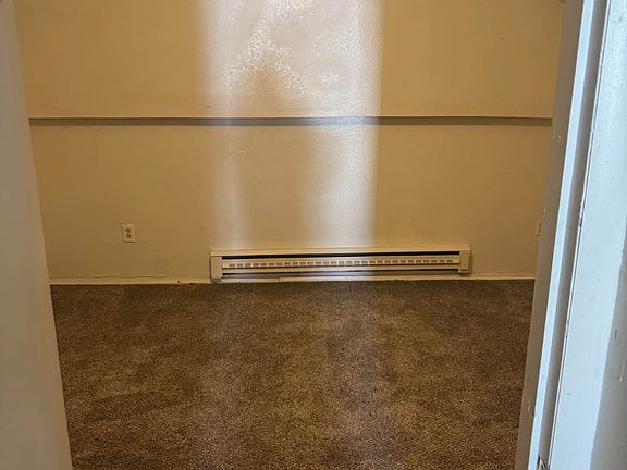 2nd image of 705 & 707 Illinois St #707