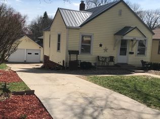 1006 E Valley St, Red Oak, IA 51566