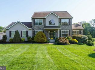 45 Wiand Ln, Spring City, PA 19475