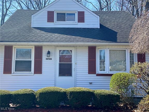 3rd image of 14705 Grapeland Ave
