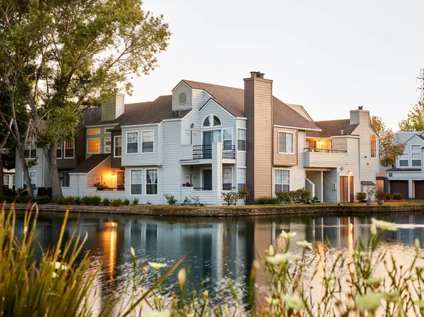 Schooner Bay Apartment Homes