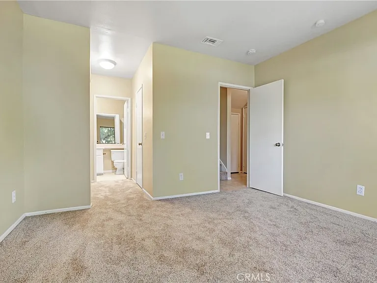 8024 Valle Vista Dr — Photo 10