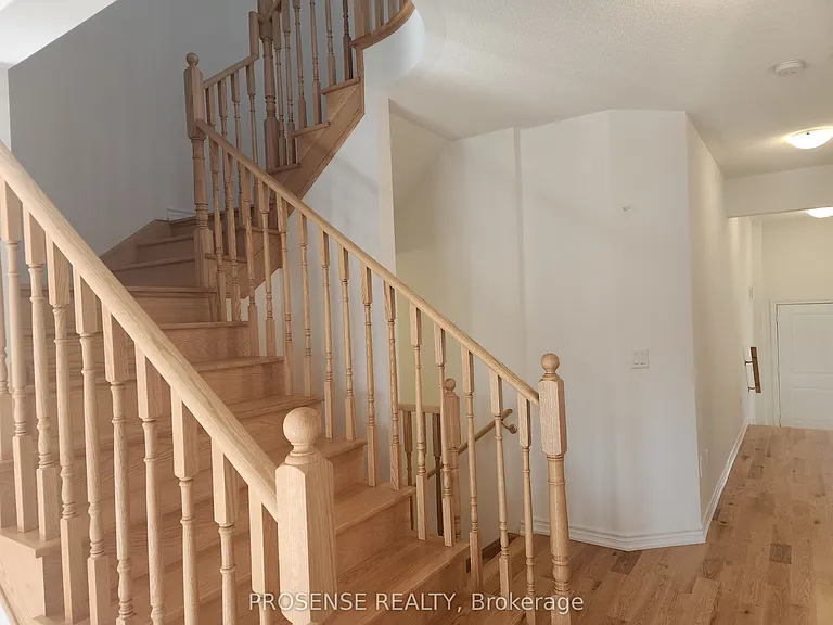 435 Van Dusen Ave — Photo 15