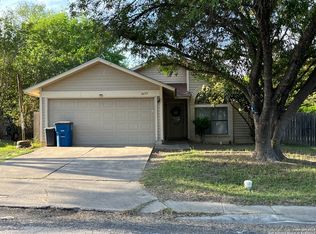 8659 Serene Ridge Dr, San Antonio, TX 78239