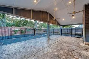 2122 Courtshire Ln — Photo 29