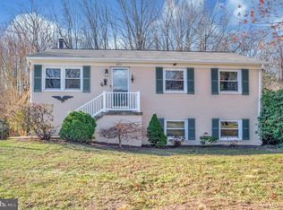 4951 Klein Ct, Woodbridge, VA 22193