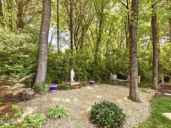 3rd image of 103 Tsuhdatsi Way