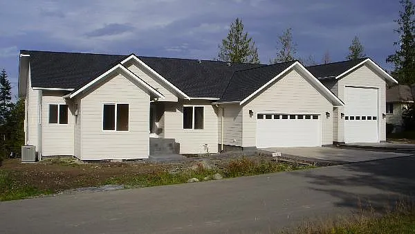 640 Happy View Ln photo 1