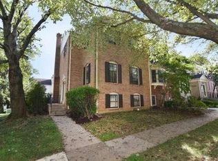 4901 Carriagepark Rd, Fairfax, VA 22032