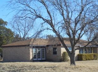 418 E 5th St, Hastings, OK 73548