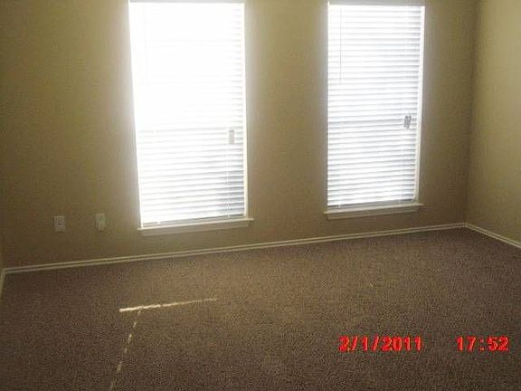 4th image of 3 Frank James Dr