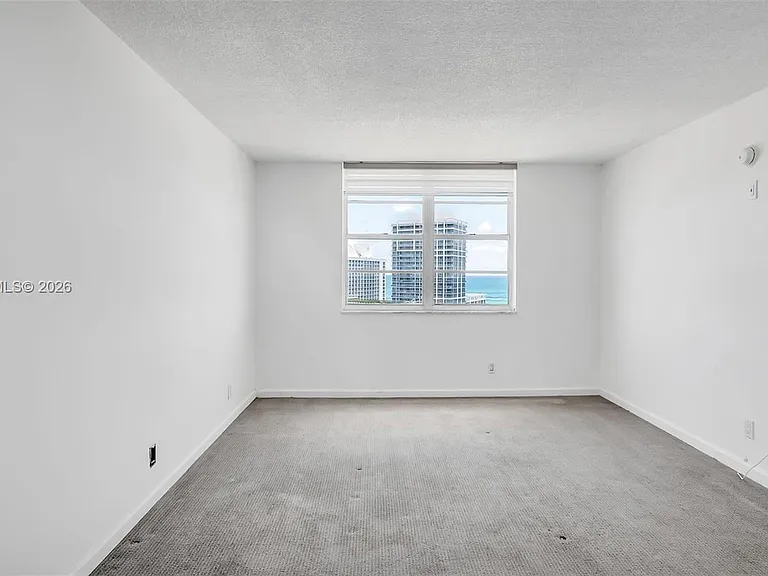 6770 Indian Creek Dr #15B — Photo 14
