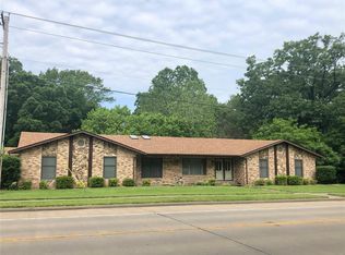 100 W Brittany Ln, O'Fallon, IL 62269