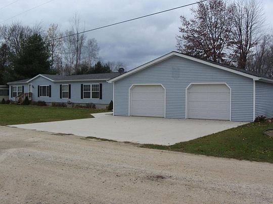 1st image of 4972 Airstrip Dr