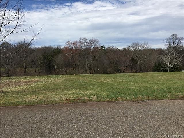 1st image of 000 Carriage Ln
