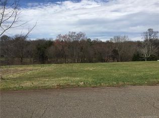 000 Carriage Ln, Lincolnton, NC 28092