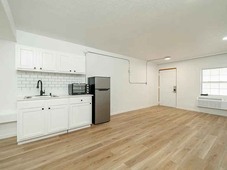 3505 Highway 367 N #A — Photo 4