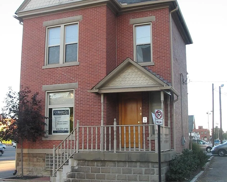 100 N 5th St