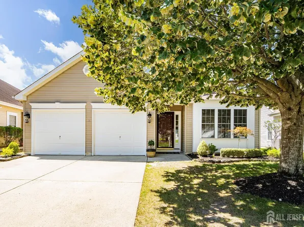 36 Congressional Rd, Jackson, NJ 08527