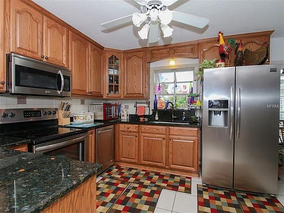 4th image of 10828 Moshie Ln