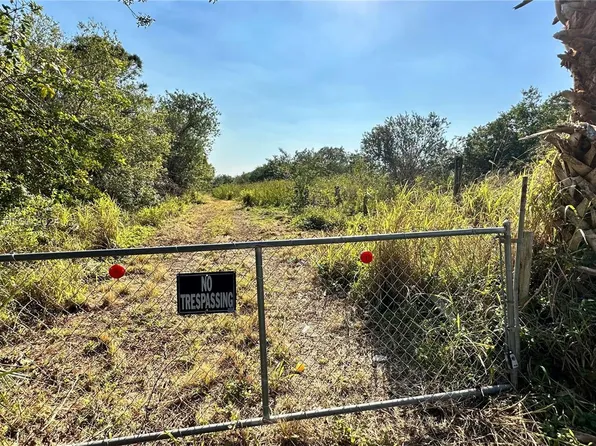 4945 Edwards Rd, Fort Pierce, FL 34981
