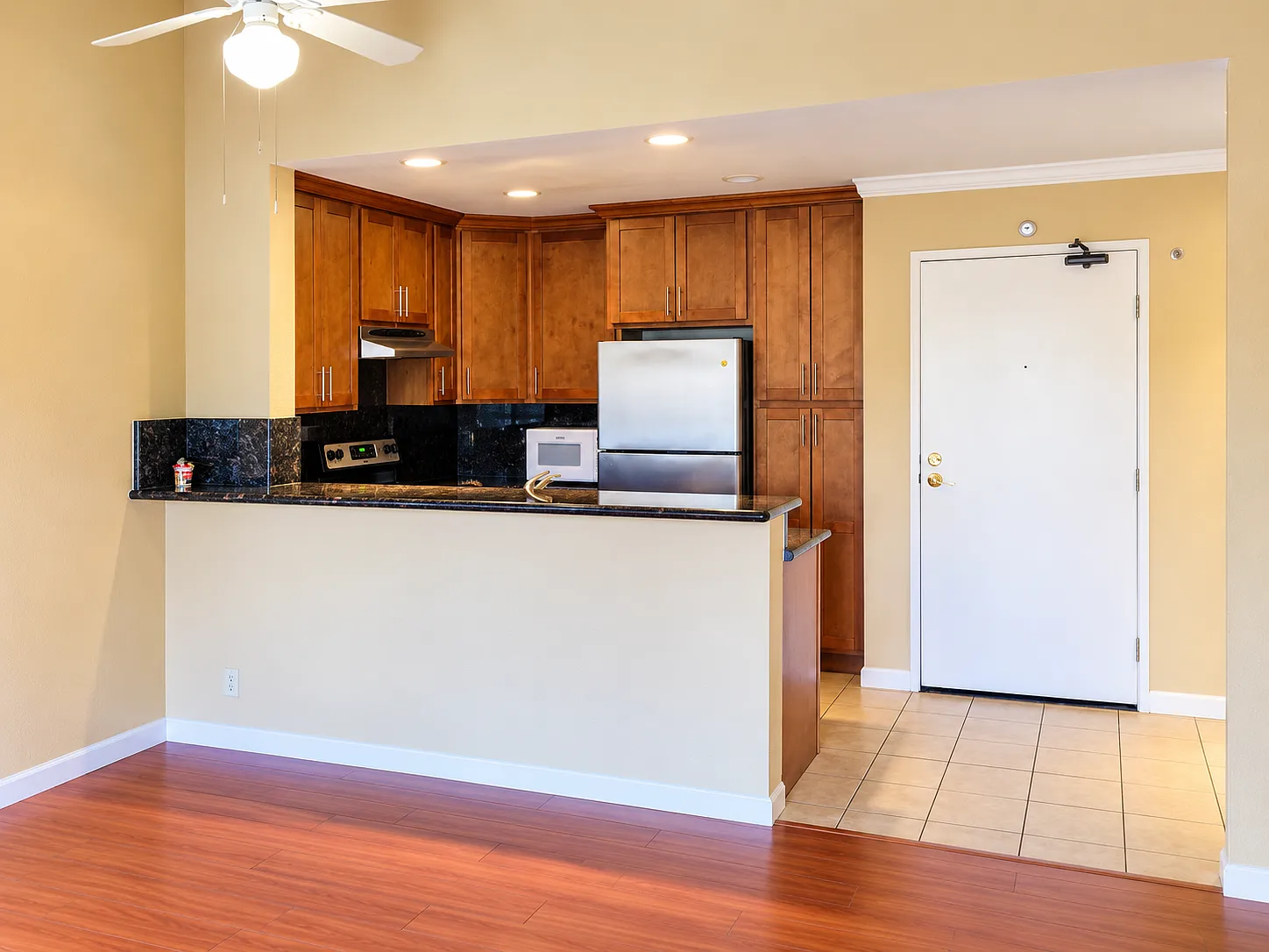 39059 Guardino Dr — Photo 2