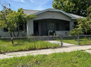 629 5th St, Modesto, CA 95351