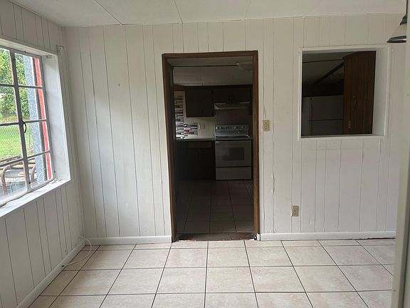 4th image of 146 Palm Dr