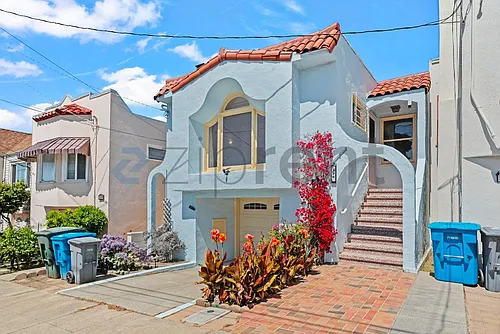 276 East Ave #U Photo 1