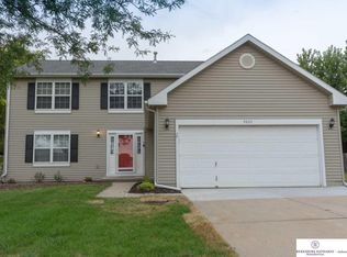 9820 Melissa St, La Vista, NE 68128