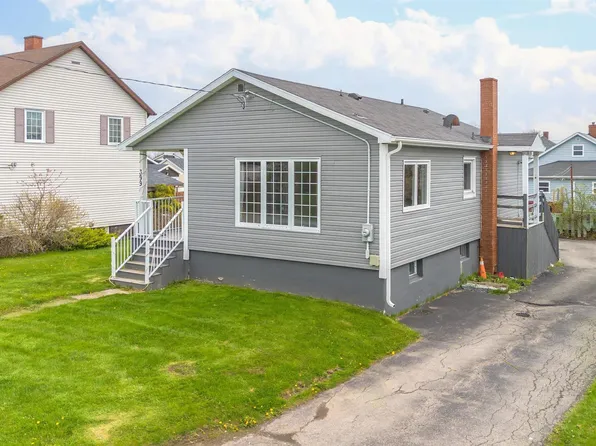 399 York St, Cape Breton, NS B1A 2N4