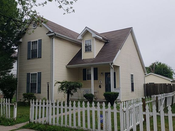 2nd image of 1330 Grand Ave