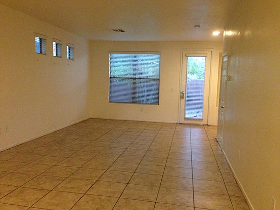 3rd image of 9748 Villa La Mora Ave