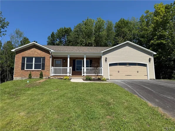 6653 Buckland Dr, Marcy, NY 13403