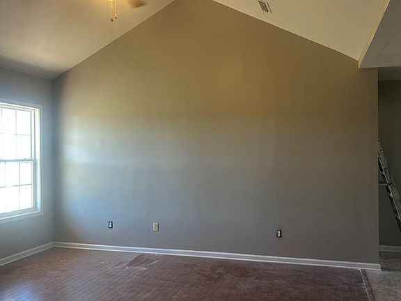 4th image of 6085 Cottonwood Rd