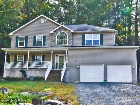 125 Cliffside Ct, Cresco, PA 18326