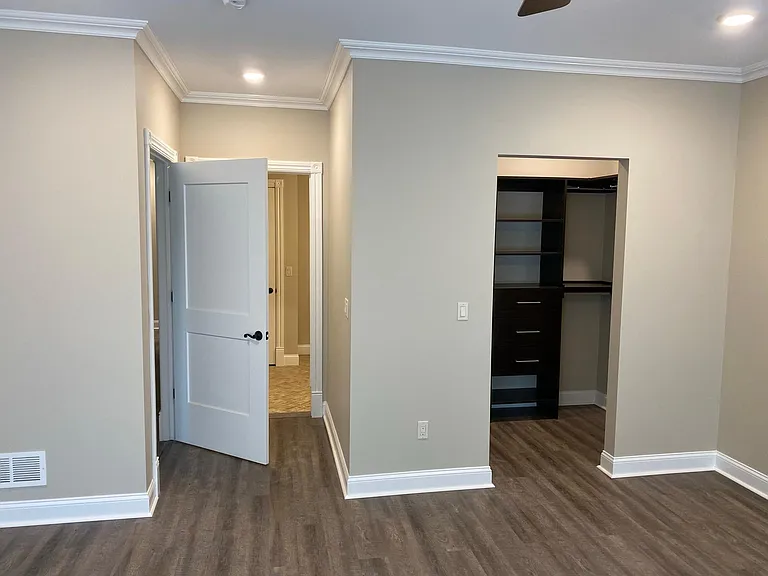 The Heartford Luxury Apartments — Photo 49