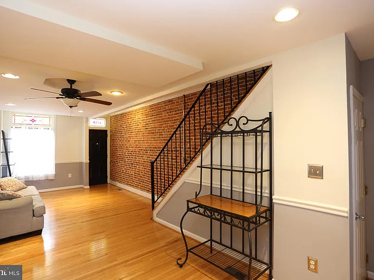524 S Bouldin St — Photo 10