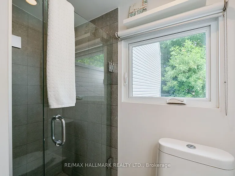 37 Craven Rd — Photo 24