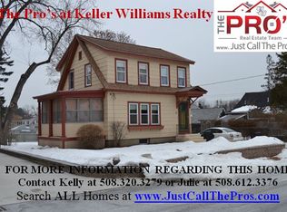 11 Hammond St, Leominster, MA 01453