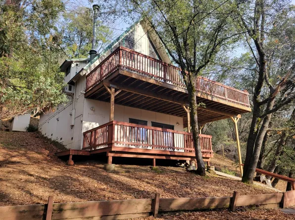 21937 Feather River Dr, Sonora, CA 95370