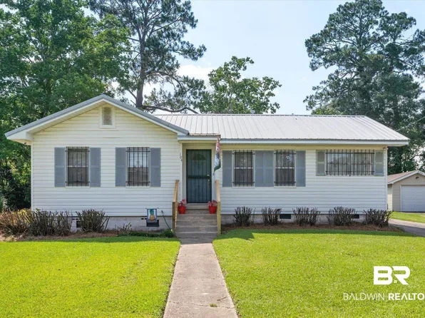 104 Paris Ave, Mobile, AL 36606