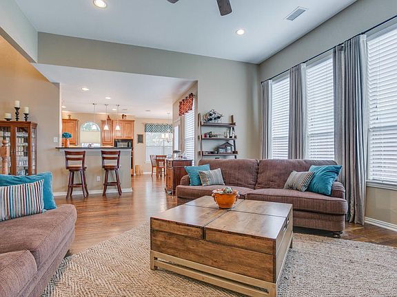 4th image of 7312 Teakwood Dr