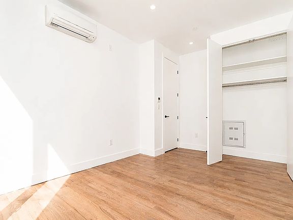 2nd image of 230 N 7th St #212