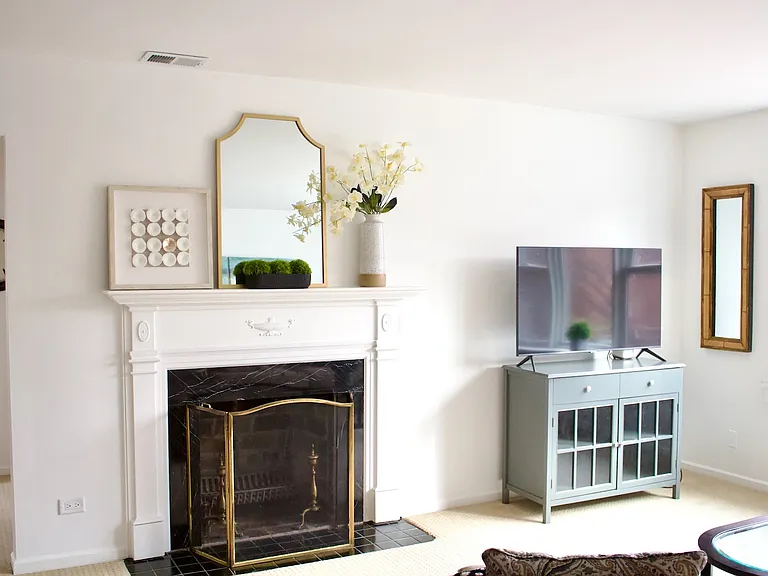 130 N Gary Ave #4 — Photo 4