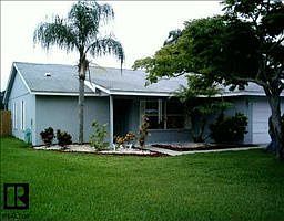 5th image of 30 Harbor Oaks Cir