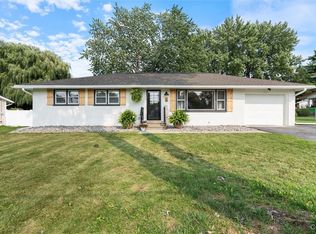 8 McIntosh St, Liverpool, NY 13090