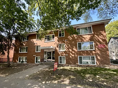 Minnehaha Apartments | 3628 Photo 1