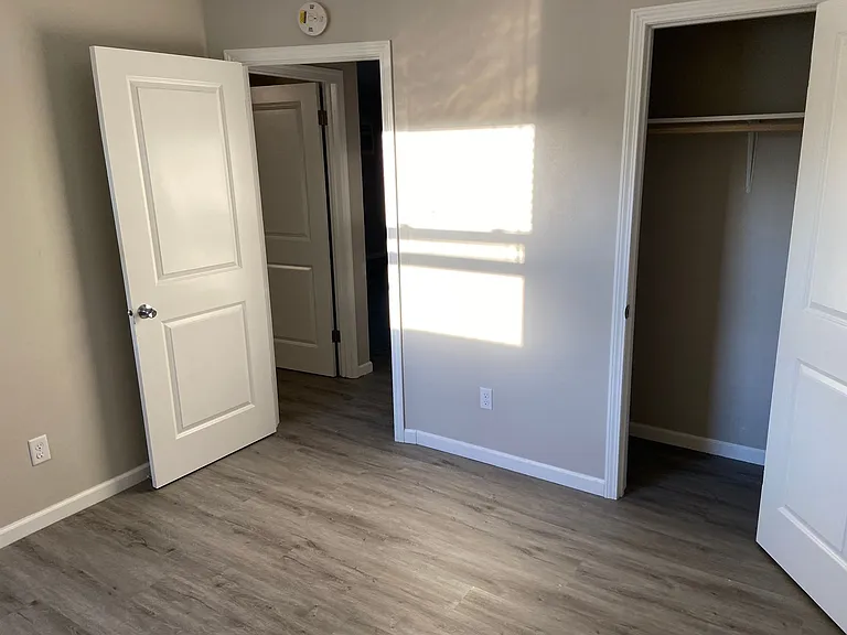 7511 Dennis Dr — Photo 11